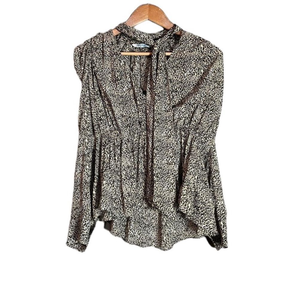 ‎Zara cheeta long sleeve blouse